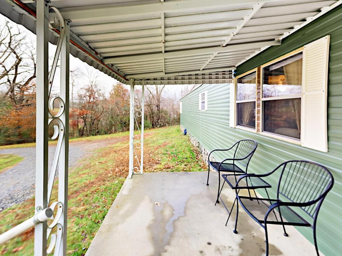 Serenity Views Bungalow - Close To City And Parkway! Weaverville Exterior foto